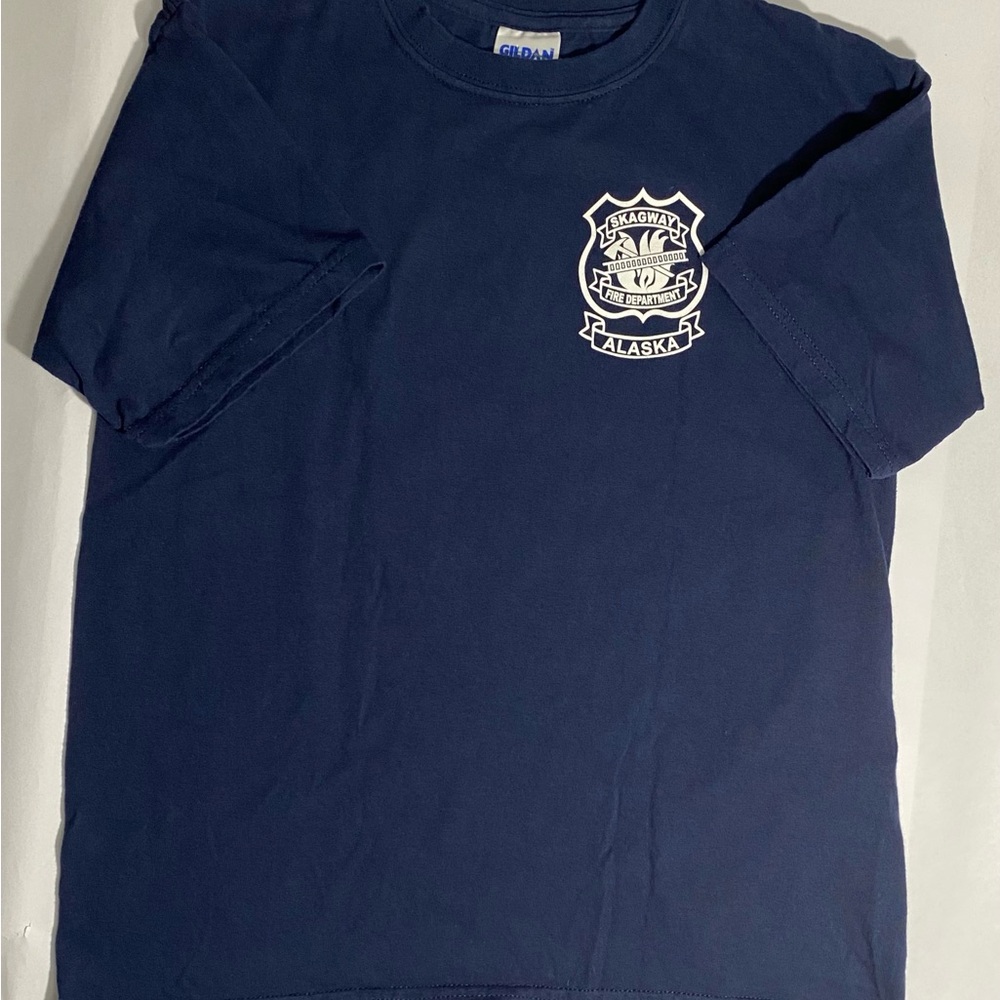 Alaska Skagway Fire Department - Gildan Navy Blue Crew Neck Tee - Size Kids M